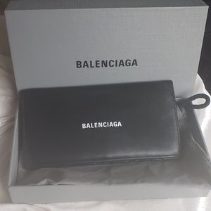 Authentic Pre-owned Balenciaga Long Wallet(UNISEX)